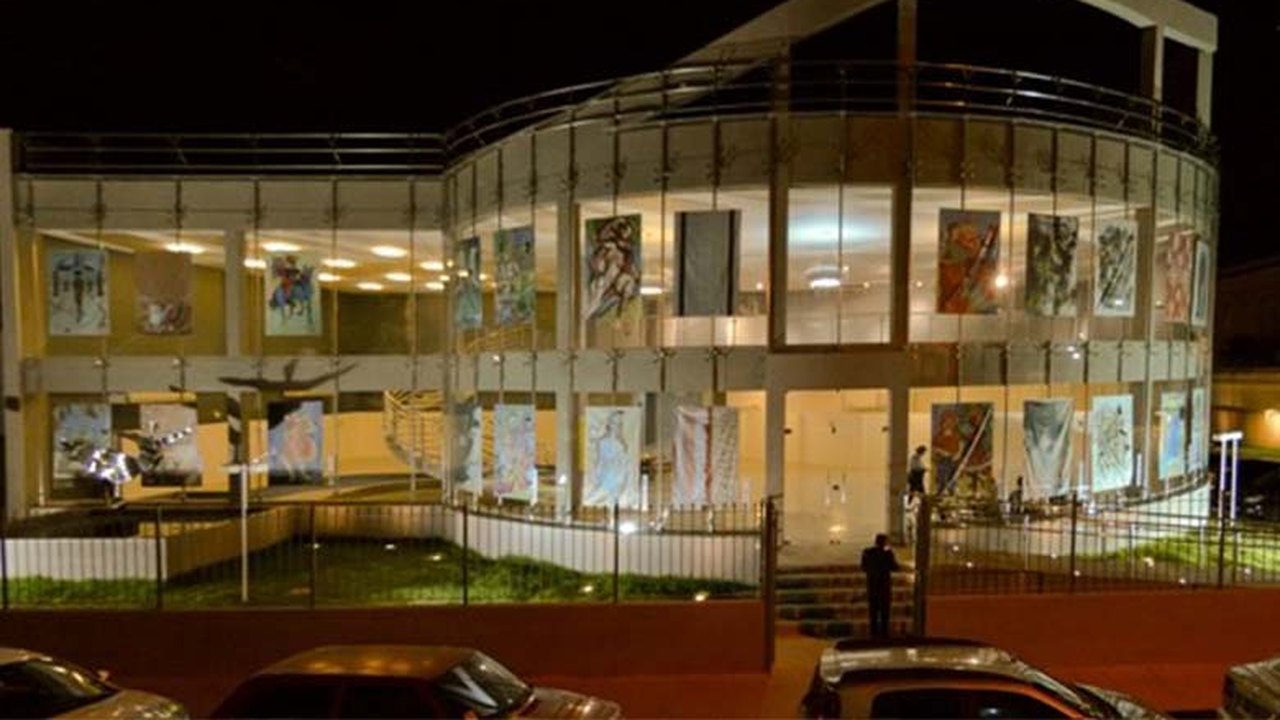 Exposição ‘Amostra Grátis’ inicia atividades voltadas para crianças e artistas visuais