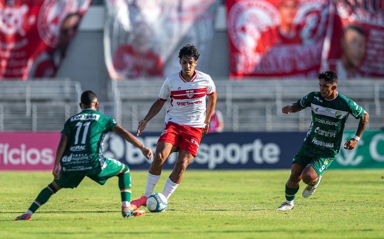 CRB goleia o Coruripe por 5 a 0 e garante classificação para a semifinal do Alagoano