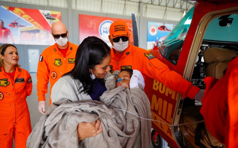 Governo de Alagoas transfere para Brasília garoto de três anos que se afogou em Maceió