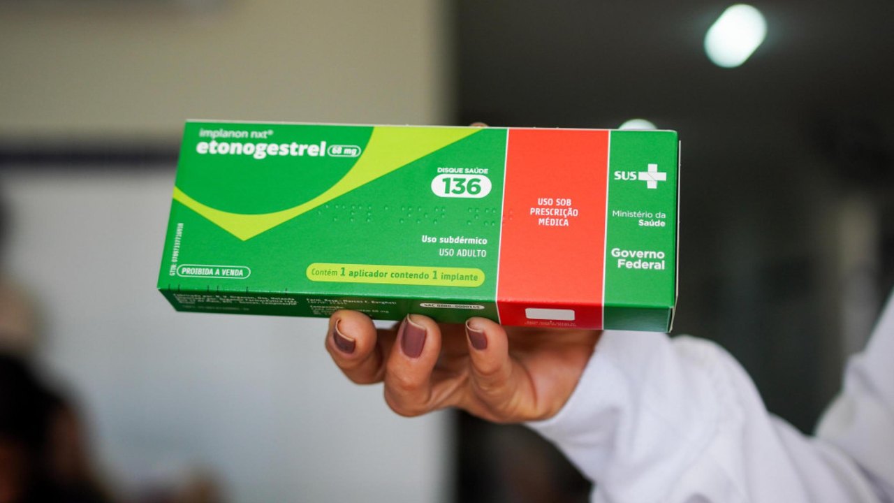 Sesau capacita profissionais de Delmiro Gouveia para ampliar acesso ao implante contraceptivo