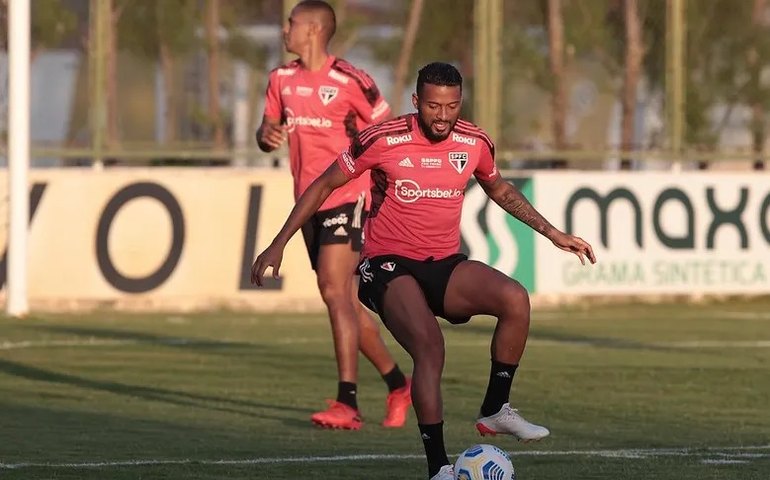 São Paulo treina cobranças e espera desfecho como o de 2019 em caso de pênaltis