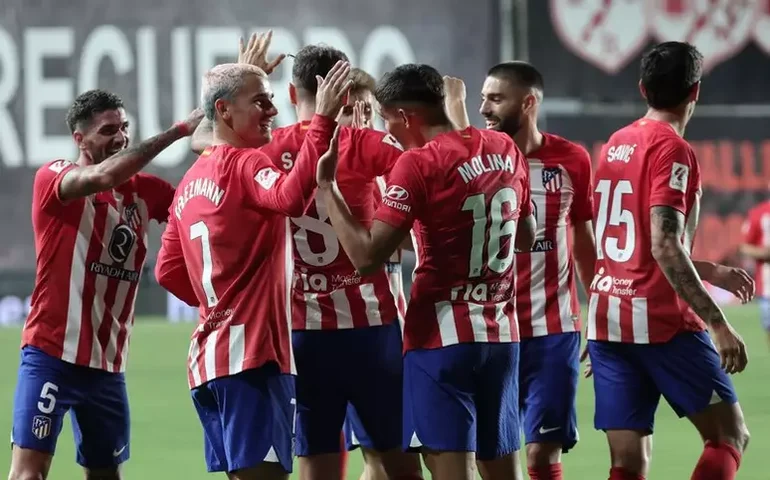 Atlético de Madrid poupa titulares e Depay garante dura vitória sobre Rayo Vallecano no fim