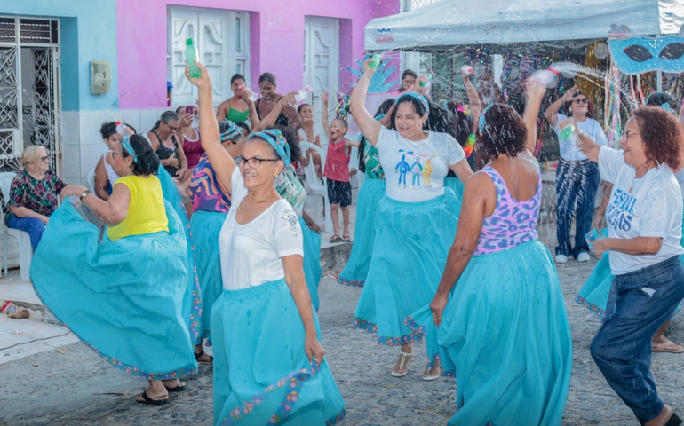 Prefeitura de Penedo homenageia o Bloco da Alegria no 3º Festival das Águas