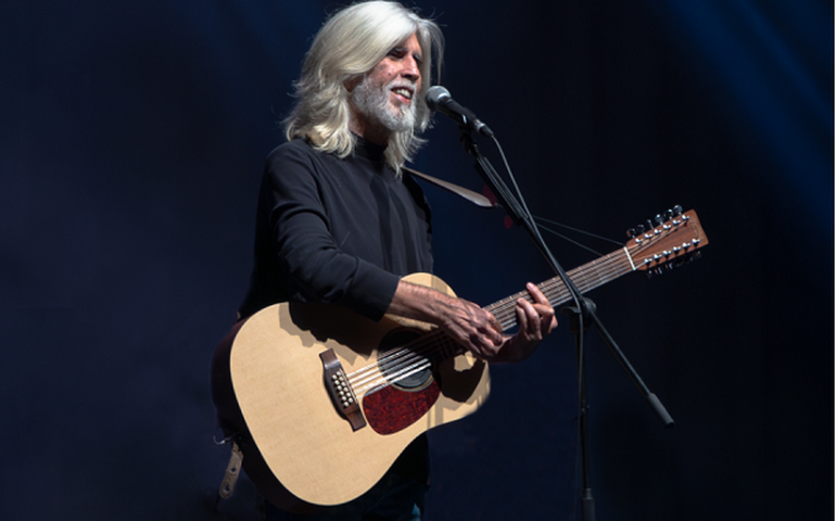 Oswaldo Montenegro leva ao Rio o espetáculo “O Melhor da Vida Ainda Vai Acontecer”