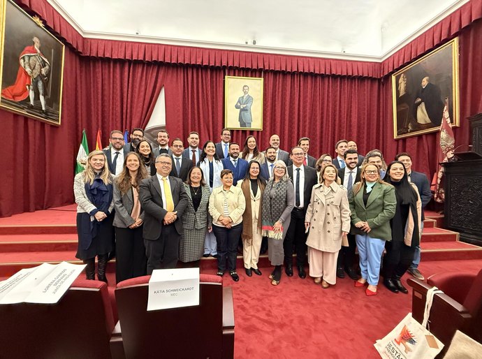 Seduc marca presença em seminário internacional sobre gestão e inovação na Espanha