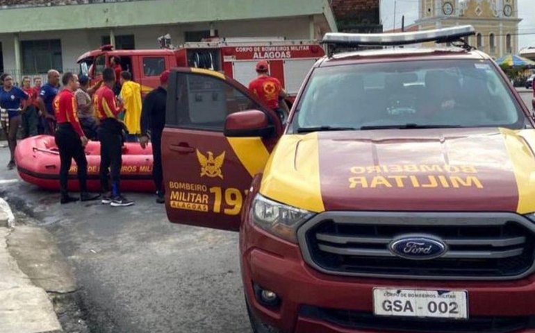 Bombeiros socorreram 198 pessoas nos municípios alagoanos desde o início das chuvas