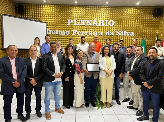Médico Oswaldo Gomes de Barros Filho recebe título de cidadão honorário de Novo Lino