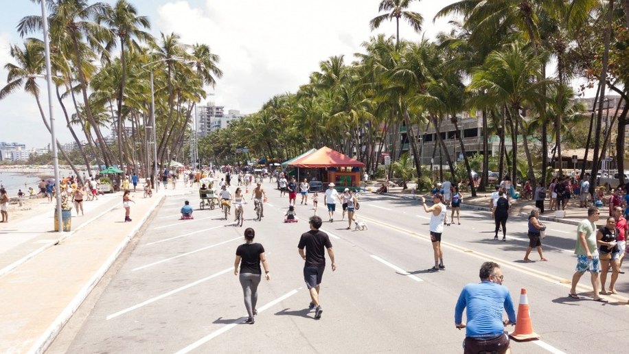 Atividades da “Rua Fechada” na Ponta Verde serão estendidas aos sábados