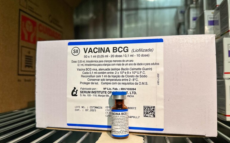 Sesau reforça importância de pais levarem crianças para tomar a vacina BCG