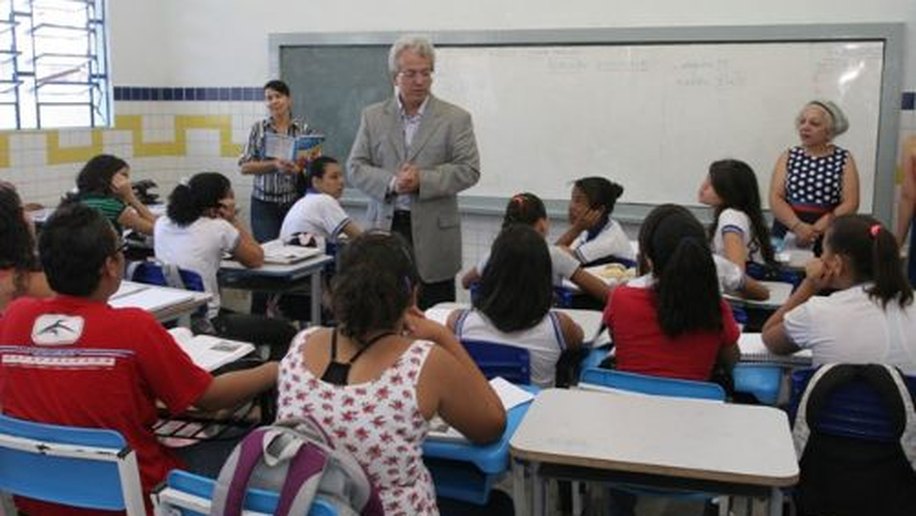 Governo de Alagoas entrega mais duas escolas reformadas