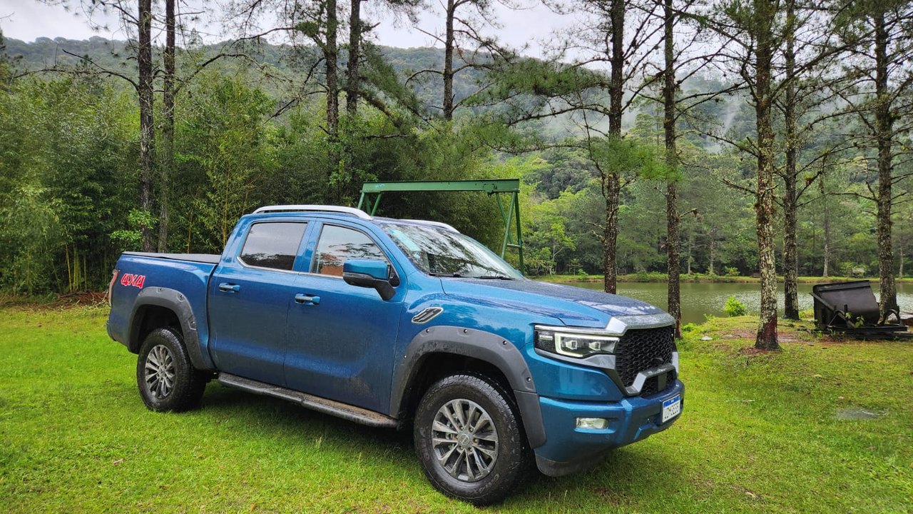 Foton Tunland V9 coloca novas cartas no jogo das picapes médias