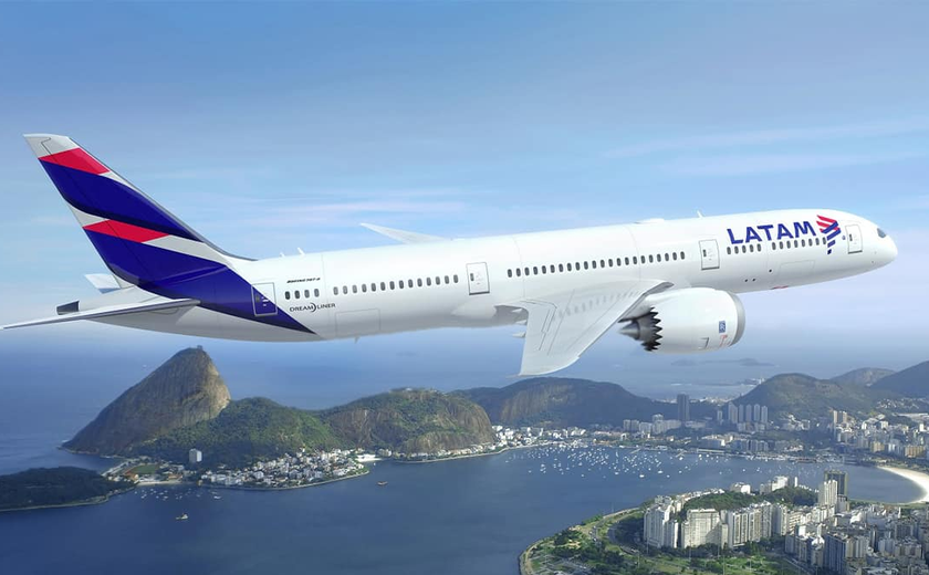 Avião da Latam com destino a Guarulhos bate cauda em decolagem e precisa retornar a Milão