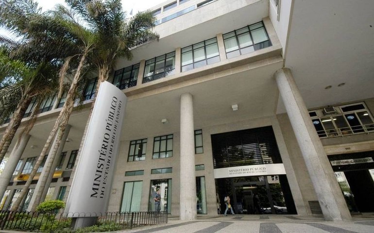 MPRJ faz ação contra lavagem de dinheiro em postos de gasolina