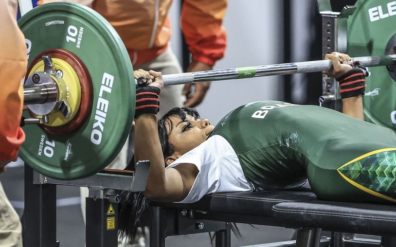 Lara Lima conquista bronze no Mundial de halterofilismo paralímpico