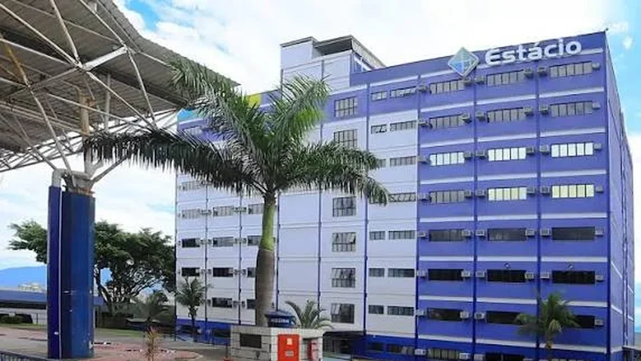 Estácio oferece diversos cursos de férias gratuitos em Nova Iguaçu