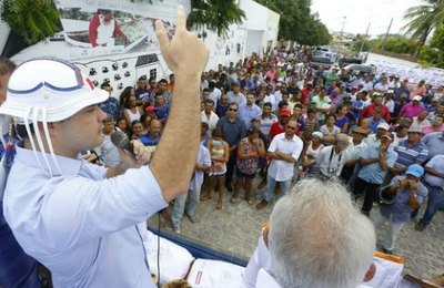 Governador anuncia concurso para professores destinados a escolas em tempo integral