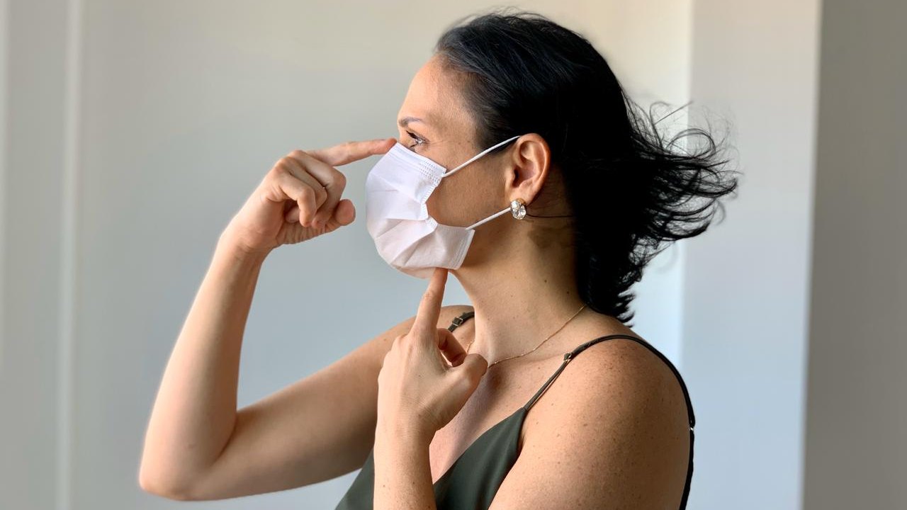 Anvisa suspende obrigatoriedade de máscara facial em aeroportos e aeronaves