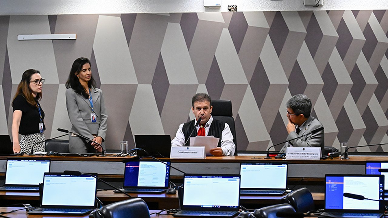 Após novo tarifaço dos EUA, medida provisória abre linha de crédito extra