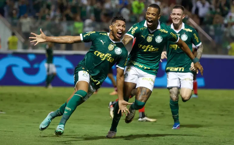 Palmeiras vence Botafogo-SP e fecha 1ª fase como melhor do Paulistão