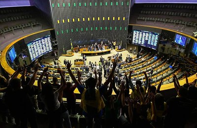 Congresso promulga reajuste do piso de agentes comunitários de saúde