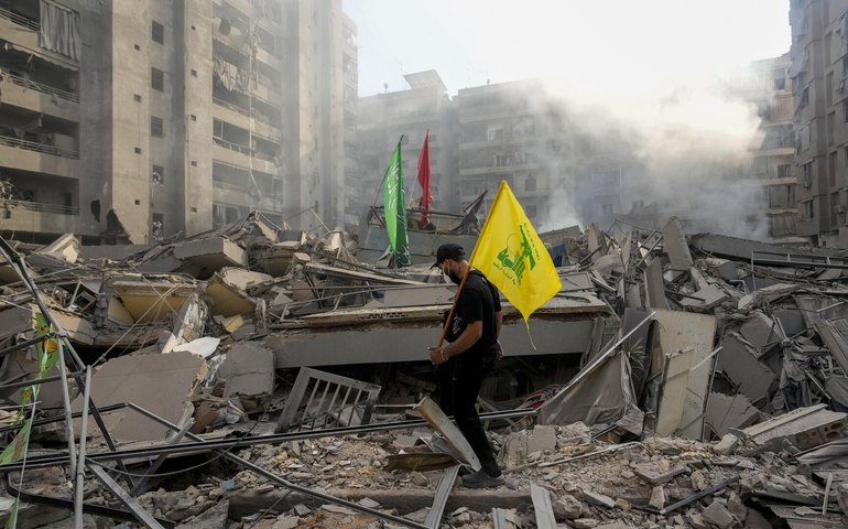 Líbano deve desarmar o Hezbollah para recuperar a confiança no país, defende político à Sputnik