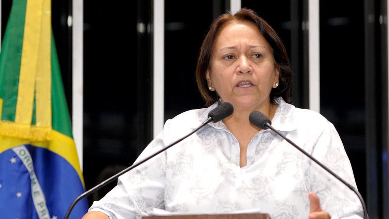 Fátima Bezerra critica decisão do STF pelo corte de salário de servidor grevista