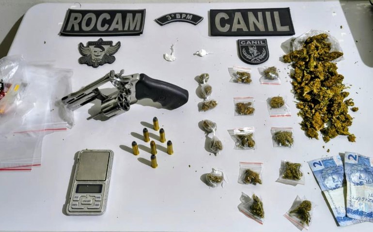 Denúncias resultam em apreensão de armas e mais de 3 kg de drogas em Arapiraca