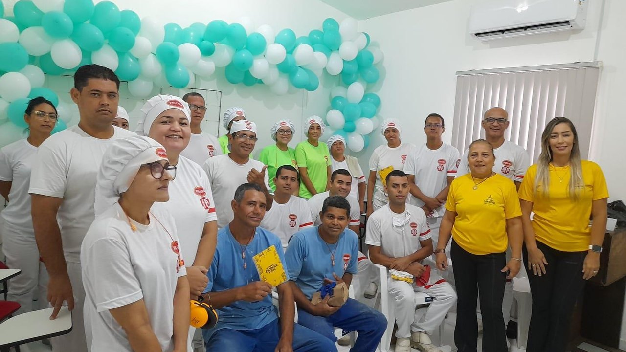 Comunidades do Brota na Grota e empresas participam de palestras sobre educação no trânsito