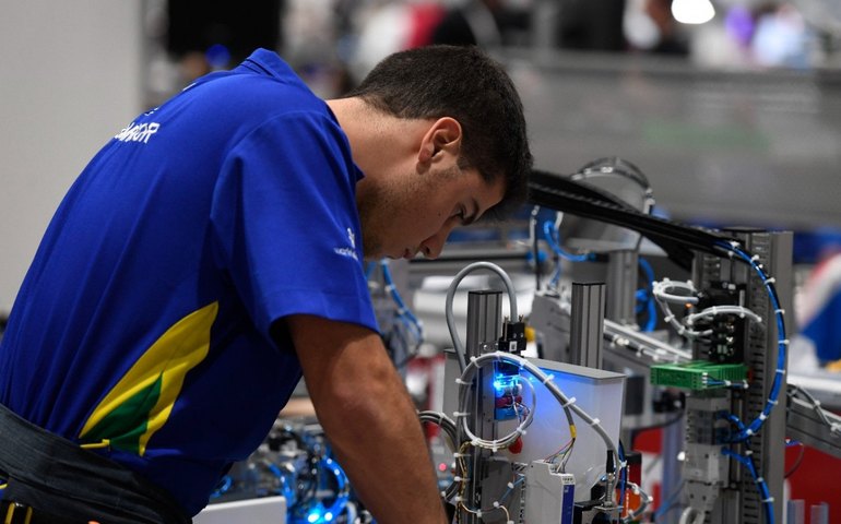 Vagas de trabalho em Automação e Mecatrônica devem crescer 46,9% até 2025