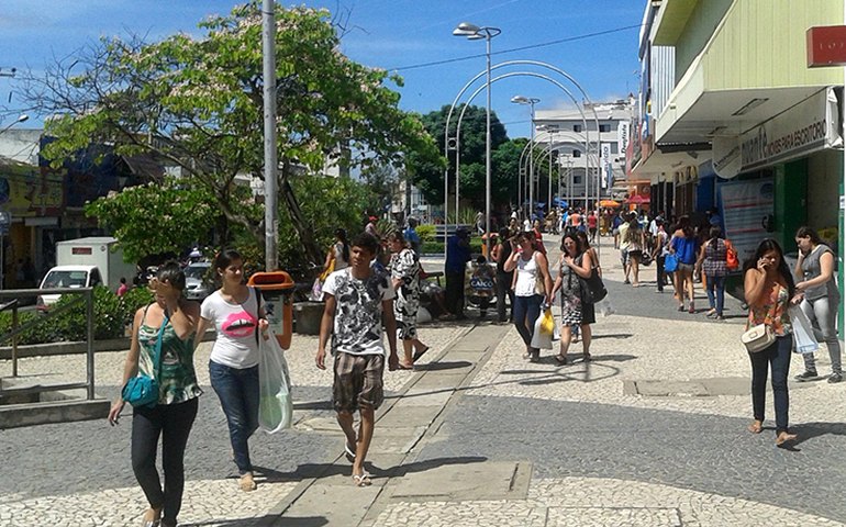 Décimo injeta mais de R$ 30 milhões no comércio de Arapiraca