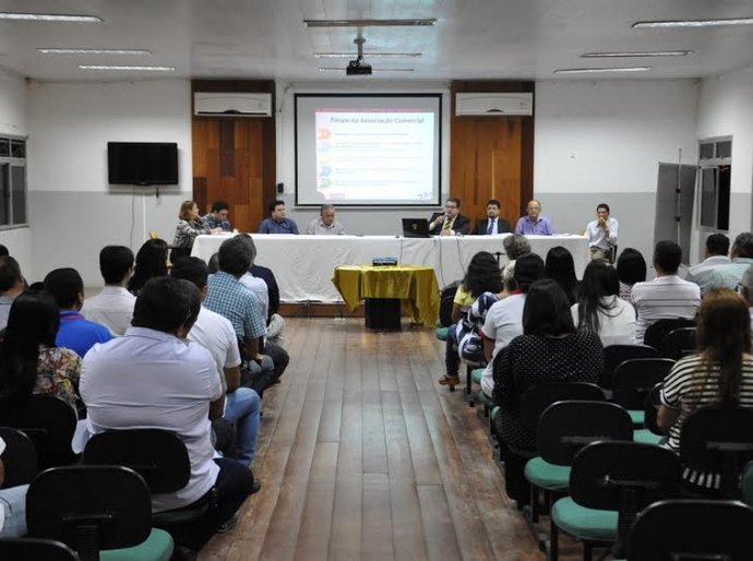 Em União, Santoro ratifica importância do diálogo com contribuintes
