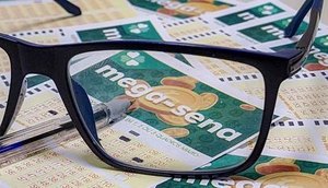Acumulada há cinco sorteios, Mega-Sena pode pagar prêmio de R$ 115 milhões neste sábado
