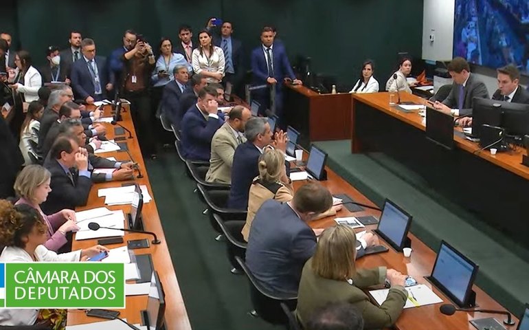 Depoentes criticam ações do MST em CPI da Câmara