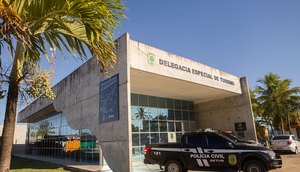Três transexuais suspeitas de chantagear clientes para programas sexuais são presas em Aracaju; veja fotos das foragidas