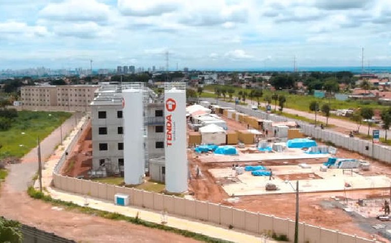 Com doses de humor, poesia e drama, Paulo Betti apresenta o espetáculo Autobiografia Autorizada no Teatro Deodoro