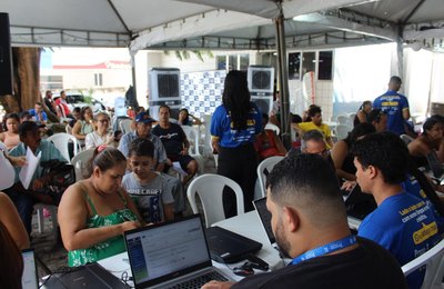 Procon na Rua leva atendimento e orientação aos consumidores de Santa Luzia do Norte