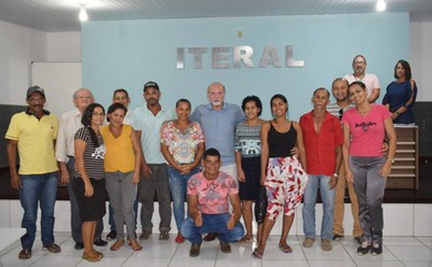 Acampados na Fazenda Santa Helena pedem apoio ao Iteral