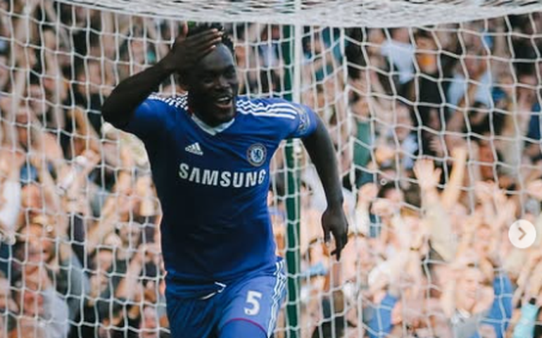 Chelsea é acusado de 74 violações no regulamento da Federação Inglesa e pode perder pontos