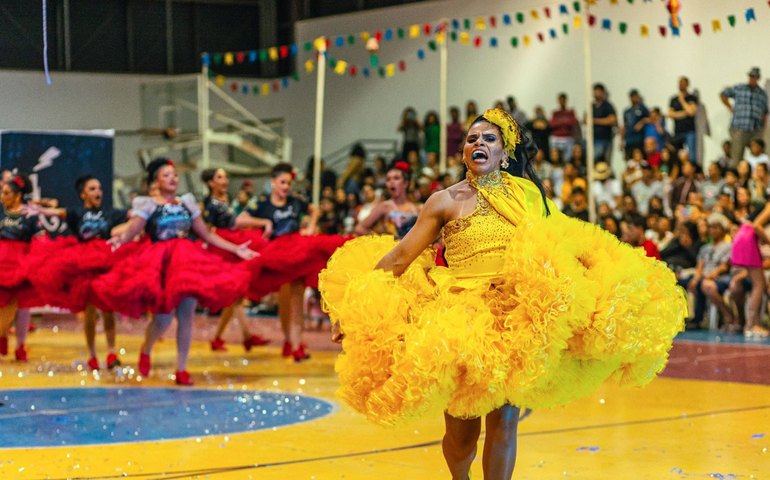 Magia das Juninas contagia o público na 2ª Mostra de Quadrilhas Estilizadas