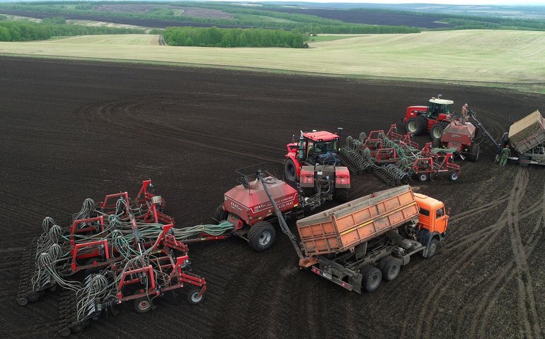 Índia procura aumentar cooperação com Rússia em fertilizantes, tendo atingido 'nível histórico' de comércio bilateral