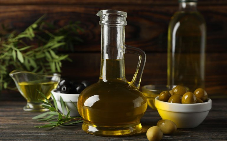 Você recicla o óleo para cozinhar? Pode fritar com azeite? Os mitos (e verdades) sobre a gordura mais usada nos alimentos  