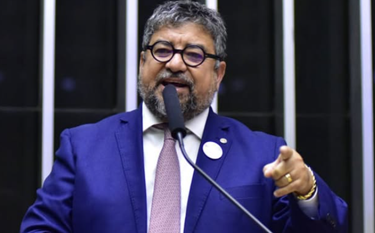 Vice do PT evita confronto com Janja e quer comissão de juristas para defender os irmãos Brazão