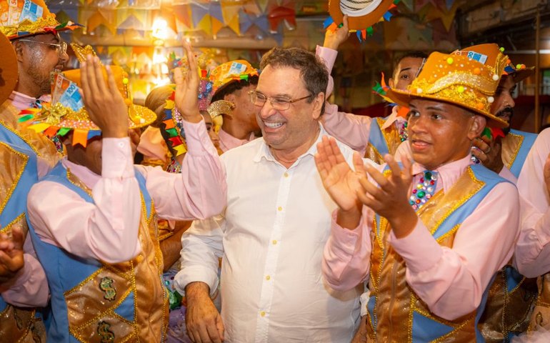 Prefeito Luciano destaca participação popular na abertura dos arraiás comunitários de Arapiraca