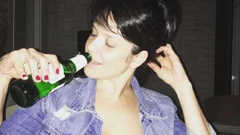 Samara Felippo desabafa sobre pressão para emagrecer