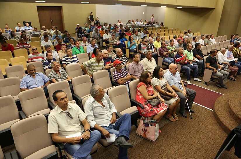 Policiais civis recebem do TJ/AL R$ 2 milhões em precatórios