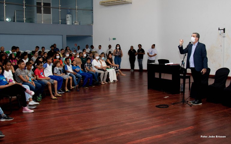 ‘Quartas Eruditas’ recebe convidados especiais para penúltima apresentação do ano