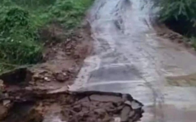 Moradores expõem a fragilidade das estradas rurais de acesso a cidade