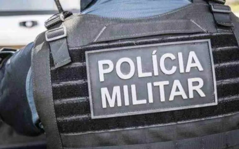 Mulher é autuada em Arapiraca após ameaçar esfaquear suposta amante do marido