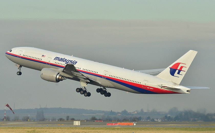 Britânico afirma que imagem no Google Maps é do avião da Malaysia Airlines, que sumiu em 2014