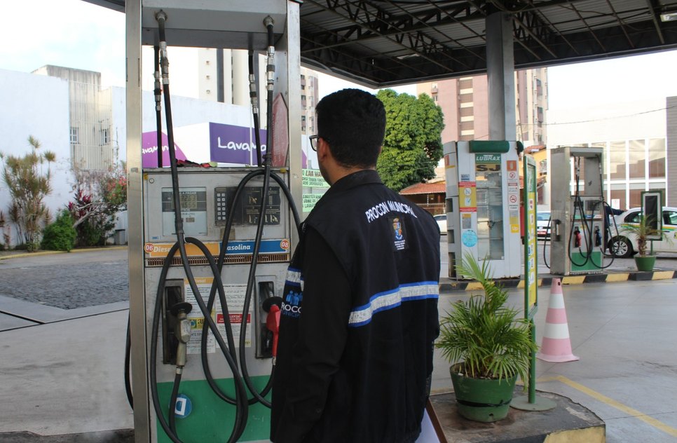 PROCON GASOLINA / Foto: Débora Sales 